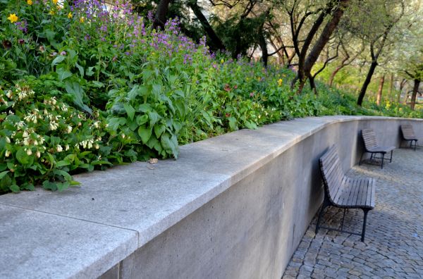 Concrete Retaining Wall Service in Blue Springs