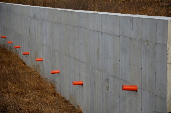 Concrete Wall Installation in Blue Springs