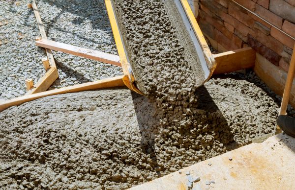 Cement Walkway Pouring in Blue Springs