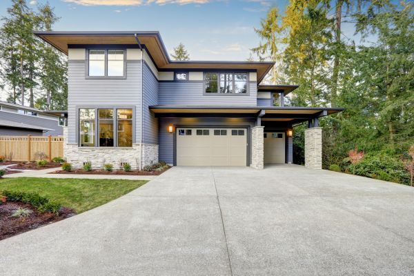 Cracked Driveway Replacement in Blue Springs
